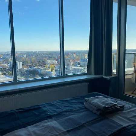 Апартаменты Fantastic View From The 20th Floor *