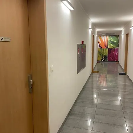 Fantastic View From The 20th Floor Апартаменты